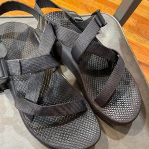 Women's Chaco Sandals -Z/1 Classic Deep Blue straps SIze 8